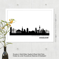 Düsseldorf Skyline Print. B1 bw